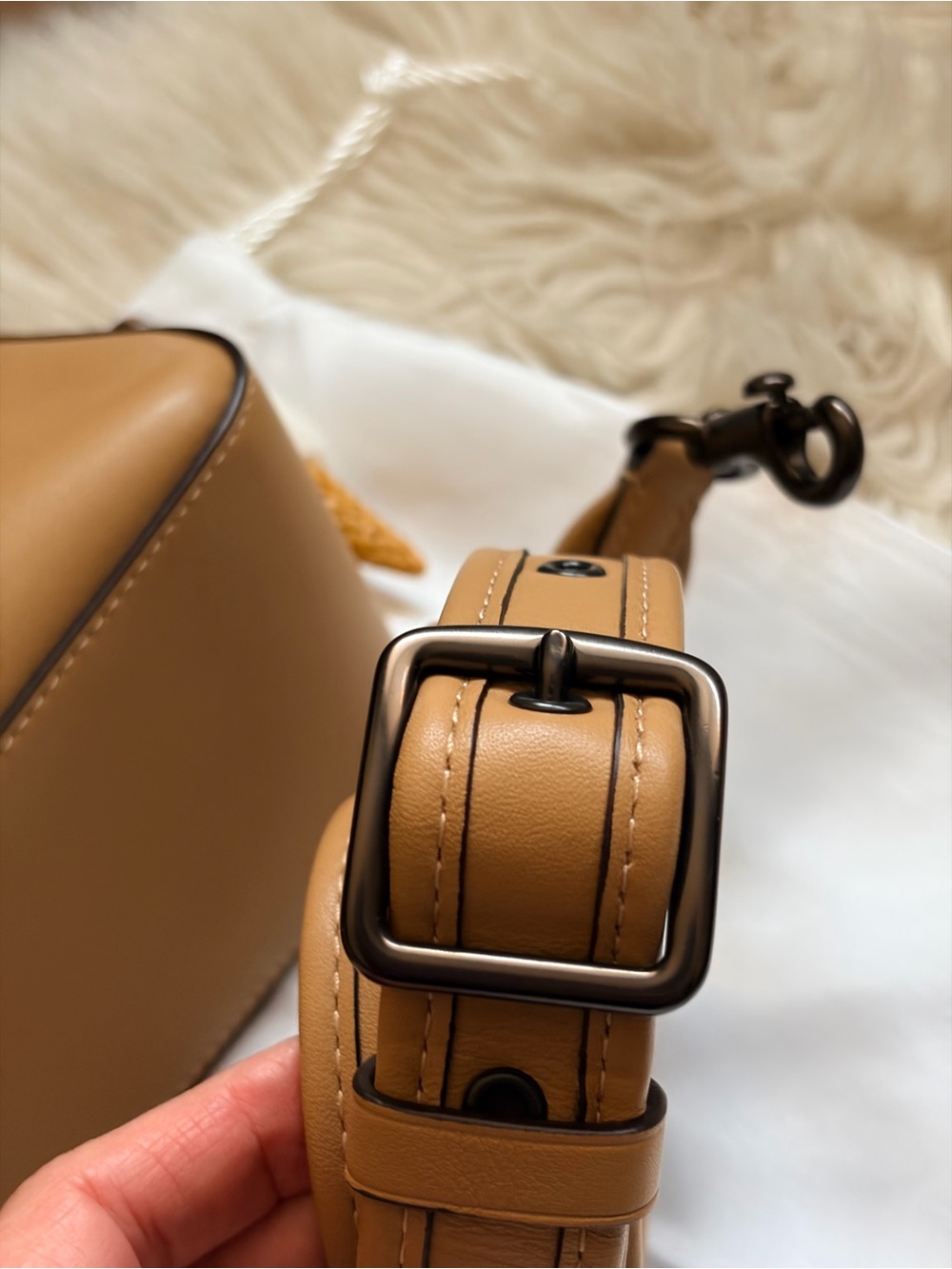Coach Soft Tabby 26 Suede With Leather Shoulder And Crossbody Strap Toffee - Picture 6 of 17